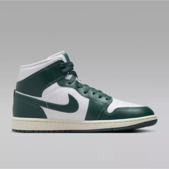 Nike Air Jordan 1 Mid Women's Size 10.5 White Oxidized Green Sail 022025 - Picture 3 of 8